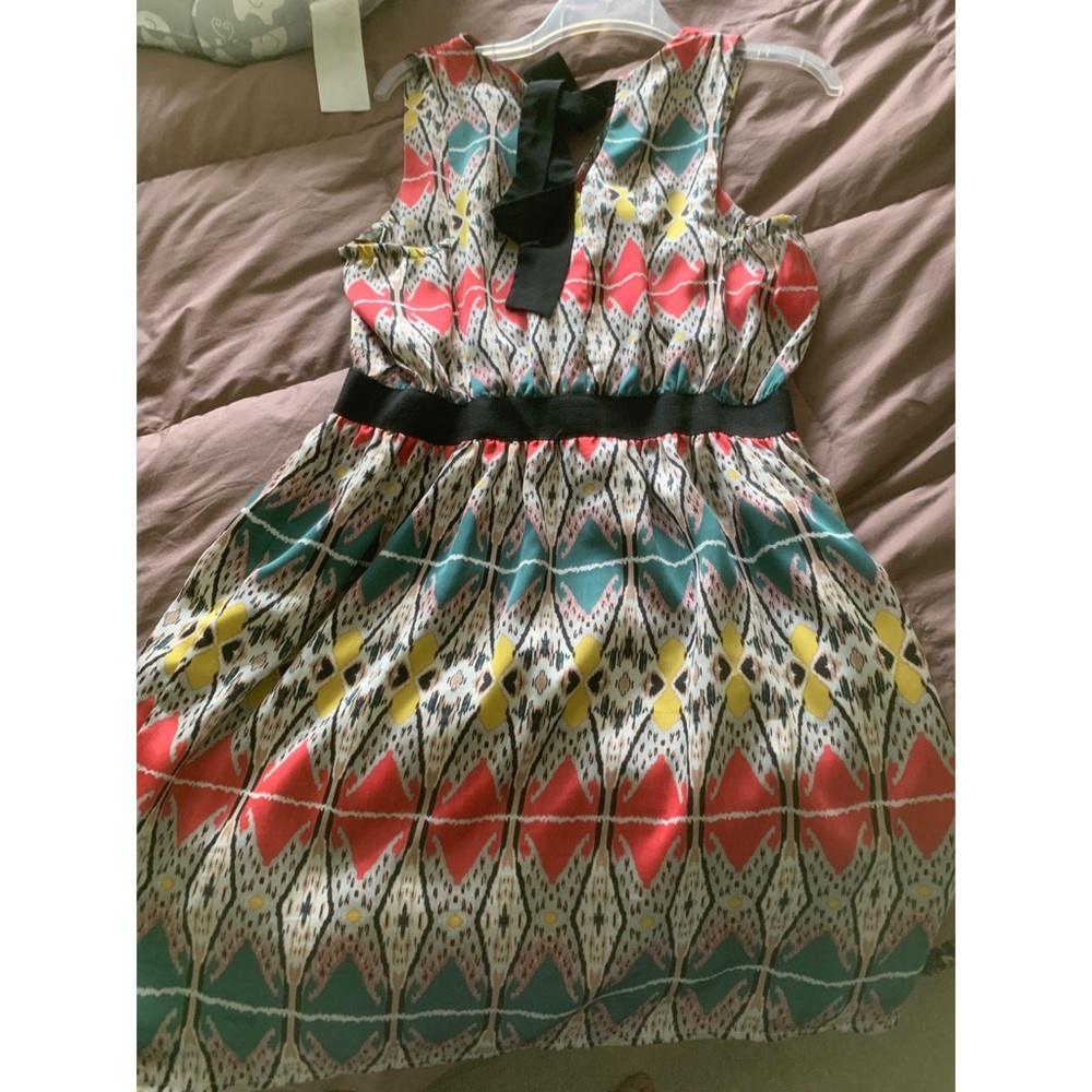 Dress - Picture 2 of 2